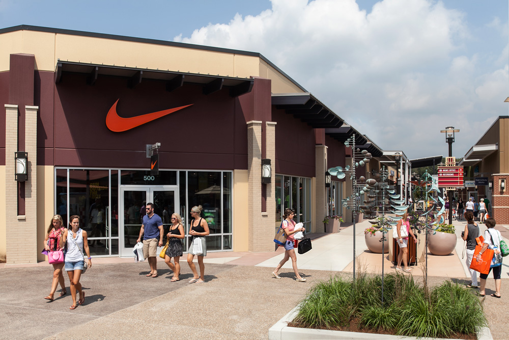 Nike Premium Outlet St Louis Mo | NAR Media Kit