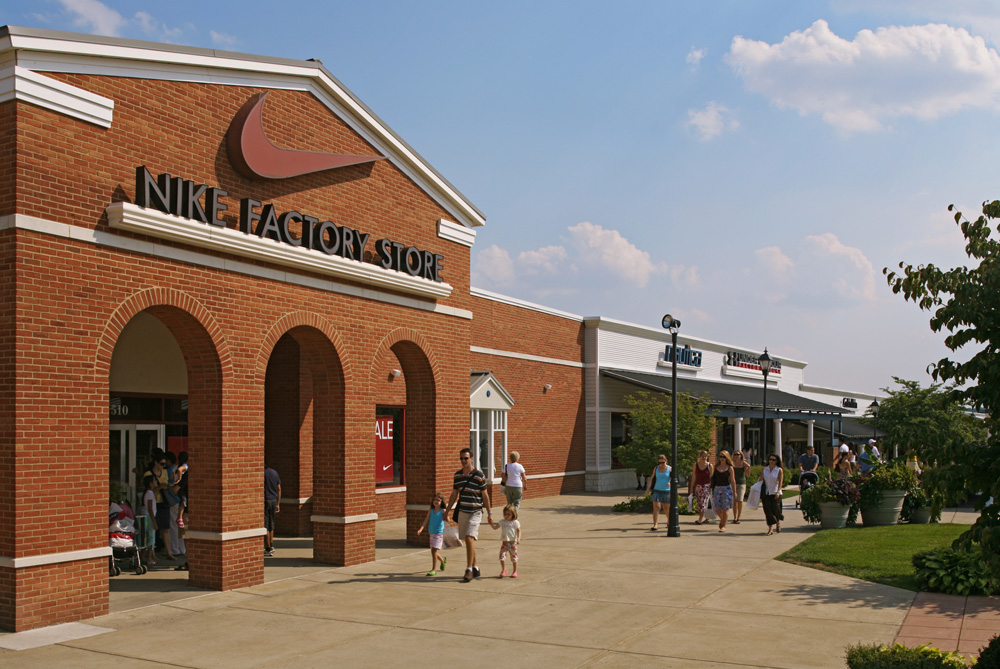 Lee Premium Outlets Store Directory | NAR Media Kit