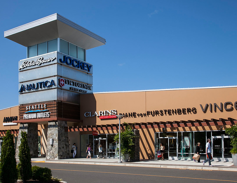 burberry outlet san diego